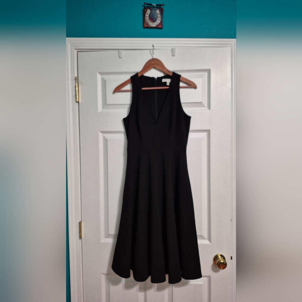 EUC - Catalina Dress - Dress The Population - The Perfect Little Black Dress! - Picture 2 of 13